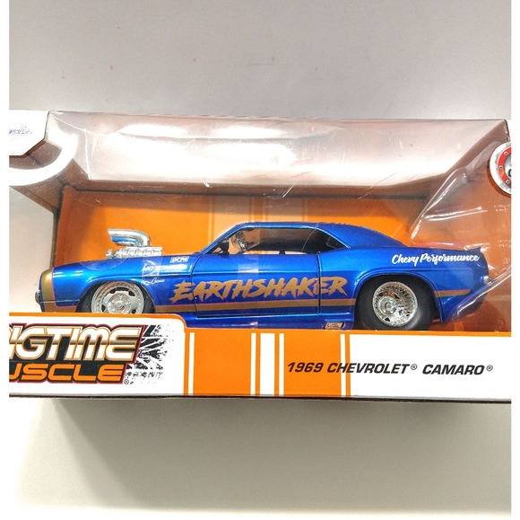Jada / Big Time Muscle '1969 Chevrolet Camaro - EARTHSHAKER'' Diecast 1:24 Scale - Picture 4 of 6